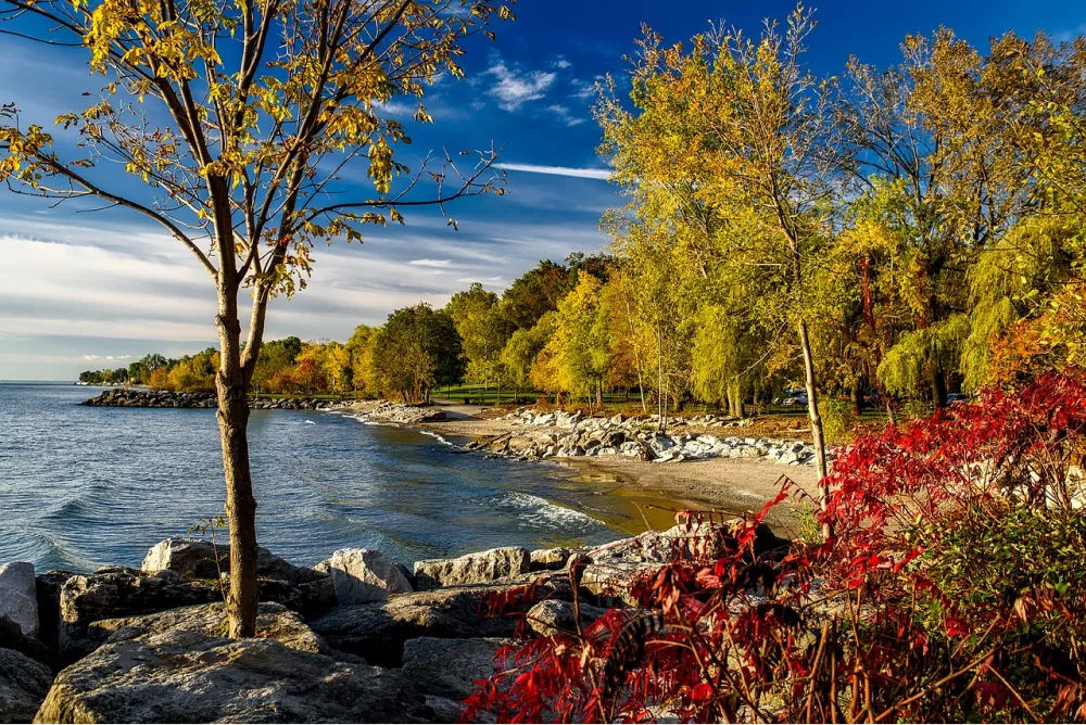 Kayaking Ontario: 6 Spectacular Destinations and Rentals