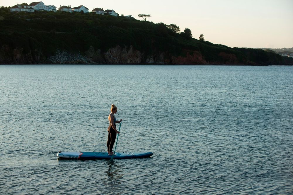 13 Unexpected Benefits of Paddle Boarding