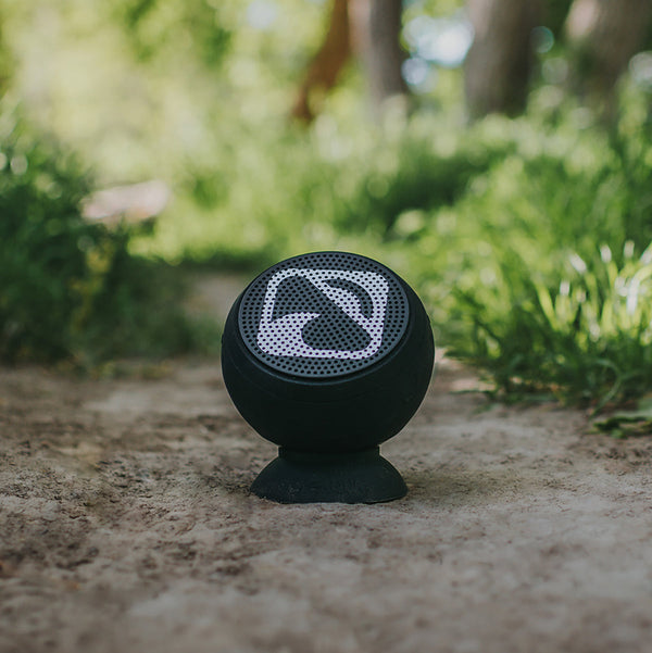 vibe waterproof speaker from the front with Blackfin logo  Black